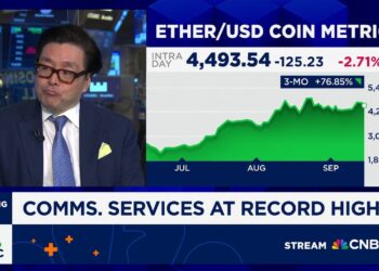 Tom Lee: AI Still Has Many Years to Drive Earnings Surprises and Innovation