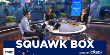 Behind the Volatility in Crypto: Bitcoin Hovering Around $69,000, Ethereum Near $2,000