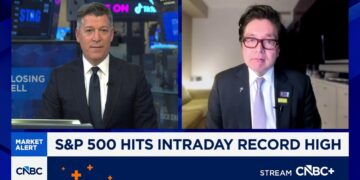 Tom Lee: Stock Market is in a Better Position Now Than at the All-Time Highs Earlier This Year